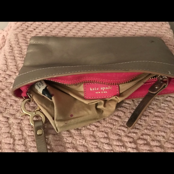 Kate Spade Wristlet - Picture 4 of 4